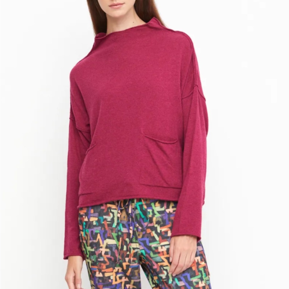 Ozai N Ku Techie Sweater Top